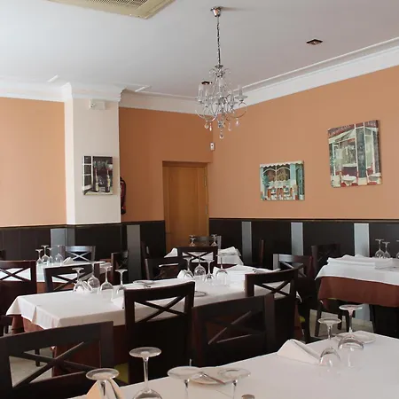 Turísticos Plaza Del Olvido * Nerja