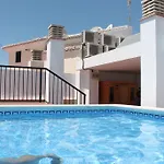 Turisticos Plaza Del Olvido * נרחה
