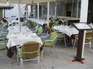 Turisticos Plaza Del Olvido * נרחה